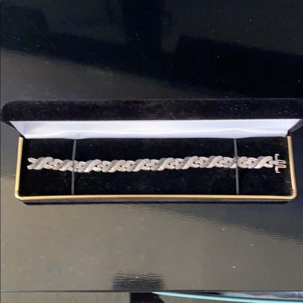 Women bracelet